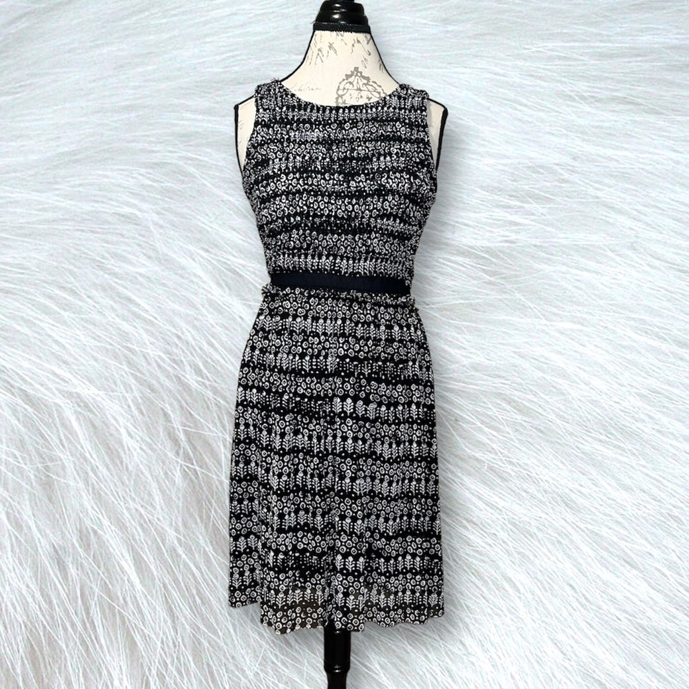 💕🍭SOLD🍭💕Anthropologie Postmark Floral Swiss Dot Mesh Dress M